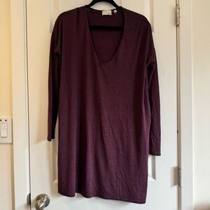 Wilfred Aritzia size small Purple V-Neck Long Sleeve Dress with pockets